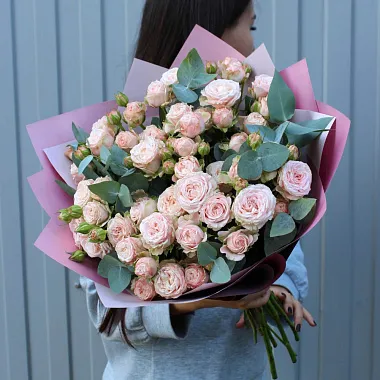 Букет из 15 роз - На фото Букет из 15 веток розы Бомбастик - изображение 2 Букет из 15 веток розы Бомбастик - изображение 2