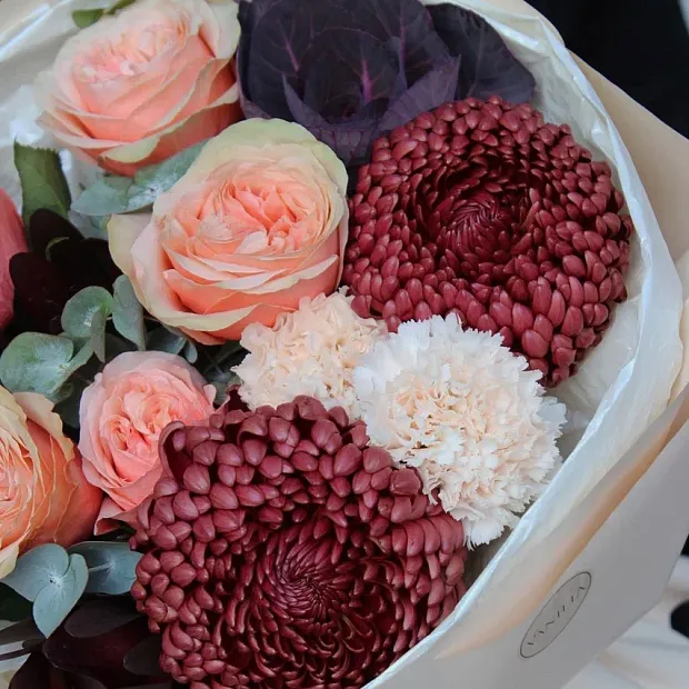 Стильный микс с хризантемой 