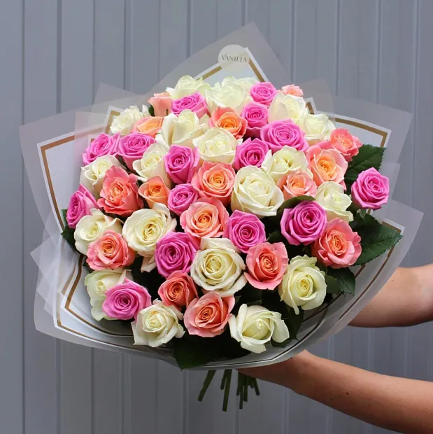 Букет из 51 розы микс 50 см