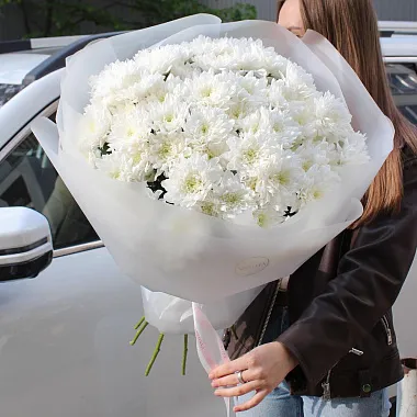 Букет из 11 белых хризантем Балтика - изображение 2