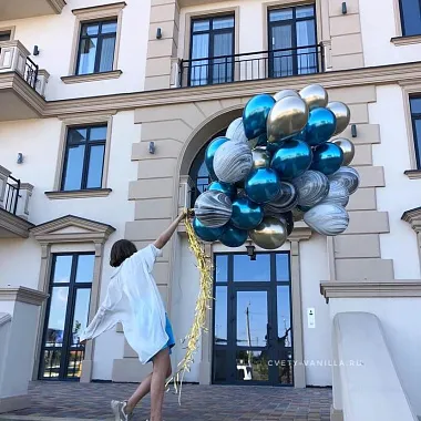 Шары на день рождения для мужчины - На фото Связка стильных шаров - изображение 2 Связка стильных шаров - изображение 2