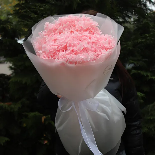 Букет из стабилизированной гортензии