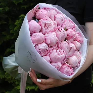 Монобукеты  цветов с доставкой - Букет из розовых пионов 21 шт - изображение 2 Букет из розовых пионов 21 шт - изображение 2
