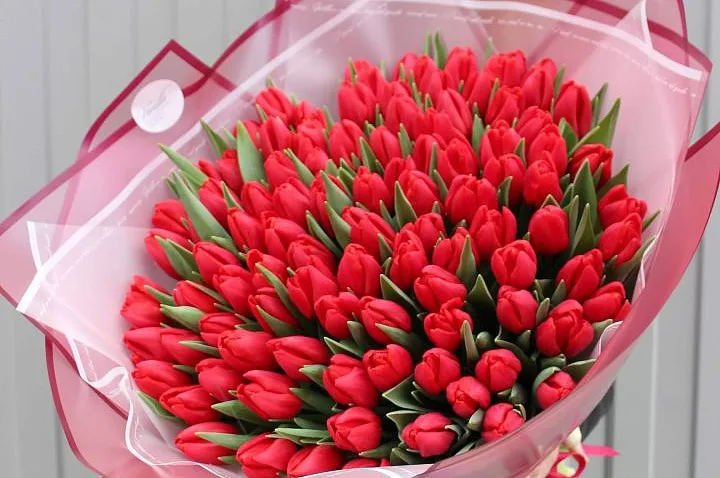 Какие цветы дарят на 8 марта