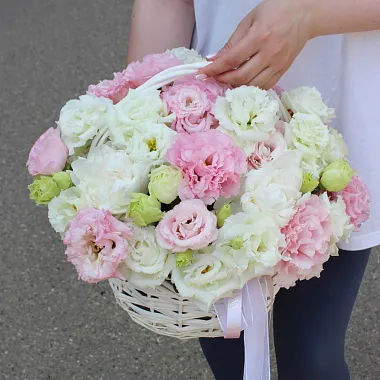 Букеты  цветов с доставкой - Корзинка с эустомой - изображение 2 Корзинка с эустомой - изображение 2
