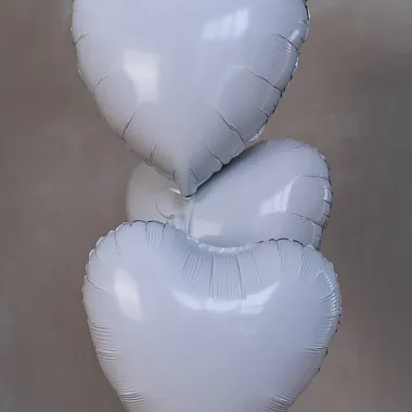 Фольгированные шары : Набор из 3х белых шаров сердец