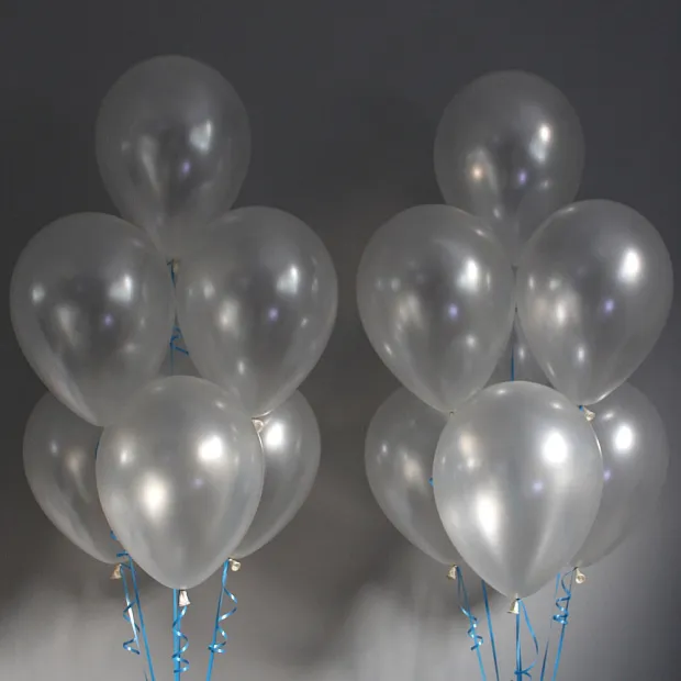 Связки белых шаров