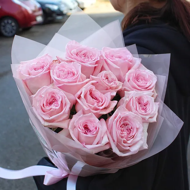 11 роз Pink O'Hara