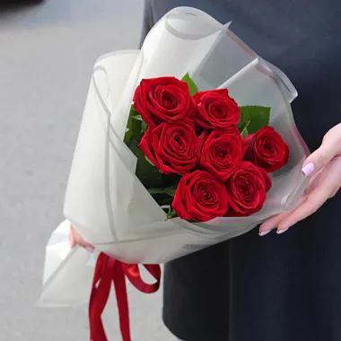 Букеты  цветов с доставкой - На фото Букет из роз "Знак внимания" - изображение 2 Букет из роз "Знак внимания" - изображение 2