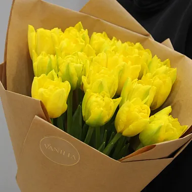 Тюльпаны: Букет из 19 желтых пионовидных тюльпанов