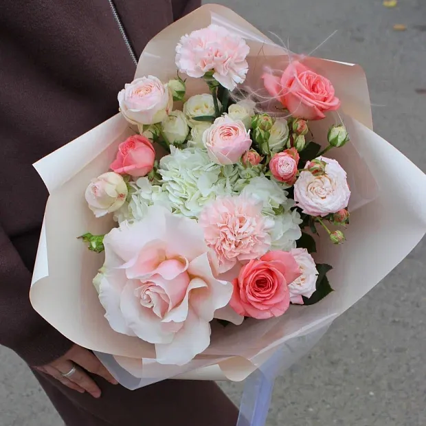 Букет-комплимент ДЛЯ НЕЁ