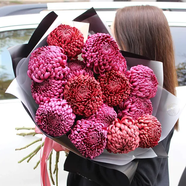 Букет из 15 хризантем микс "Бигуди"