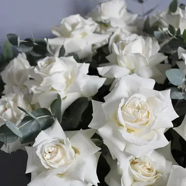 Букет в корзине "Нежная Роскошь"