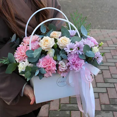 Сумочка с сезонными цветами - изображение 2