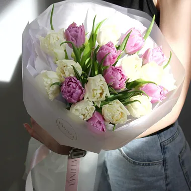 Цветы: Букет из 19 тюльпанов Lavender
