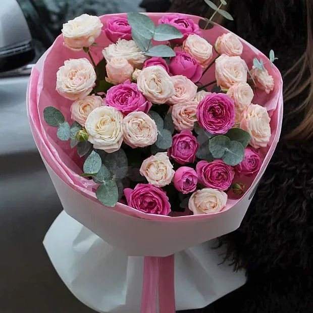 Нежный сборный букет