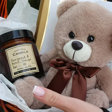 Подарочная корзина: Корзина подарочная сладкая с мишкой