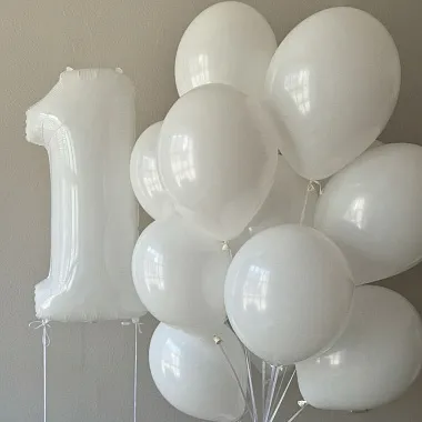 Воздушные шары - На фото Набор стеклянных белых шаров с цифрой - изображение 2 Набор стеклянных белых шаров с цифрой - изображение 2