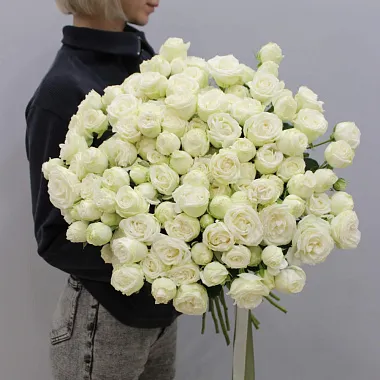 Букет из 29 веток кустовой розы - изображение 2