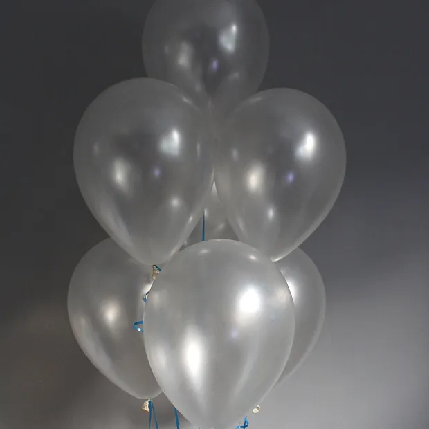 Связка перламутровых шаров