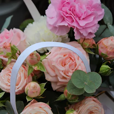 Свадебный букет: Сумочка с цветами