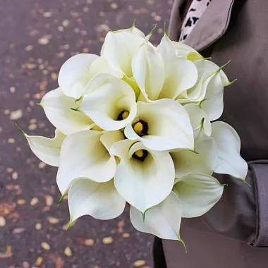 Свадебный букет с каллами "Невеста" - изображение 2