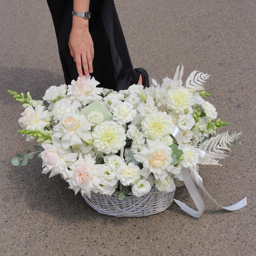 Стильная корзина "Нежность"