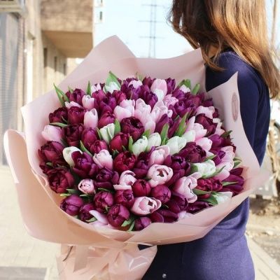 Букет из 101 тюльпана микс цветов