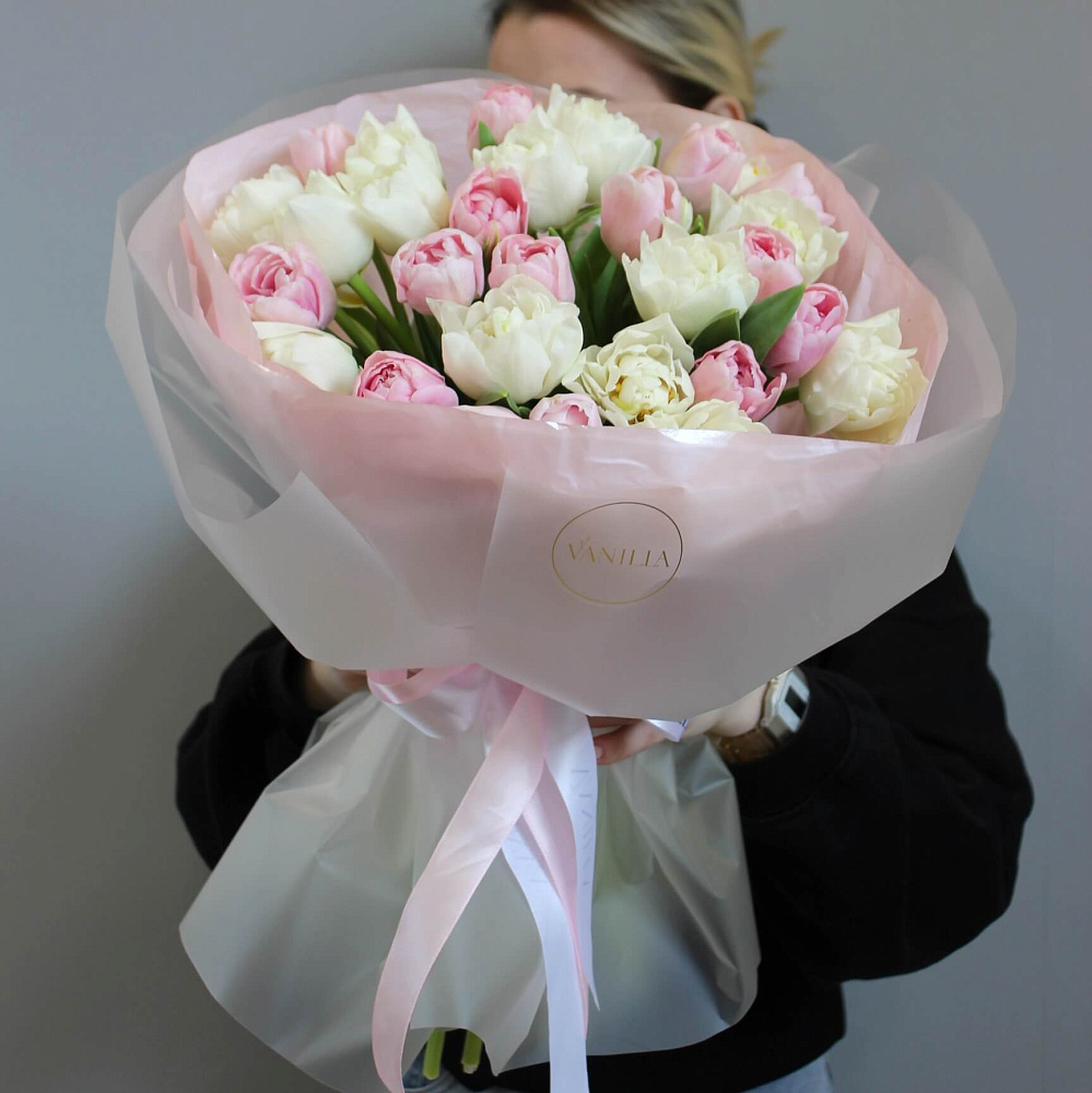 Микс букет с тюльпанами