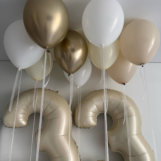 Композиция из шаров с цифрами