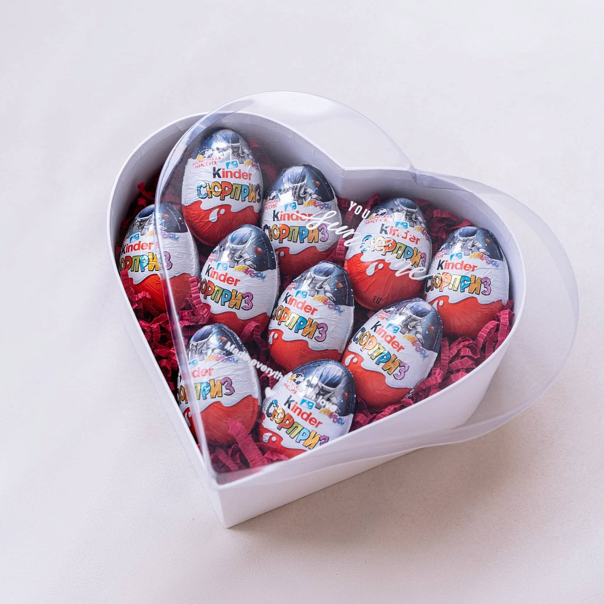 Подарочная коробка с Kinder Surprise "L"