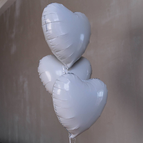 Набор из 3х белых шаров сердец - изображение 2