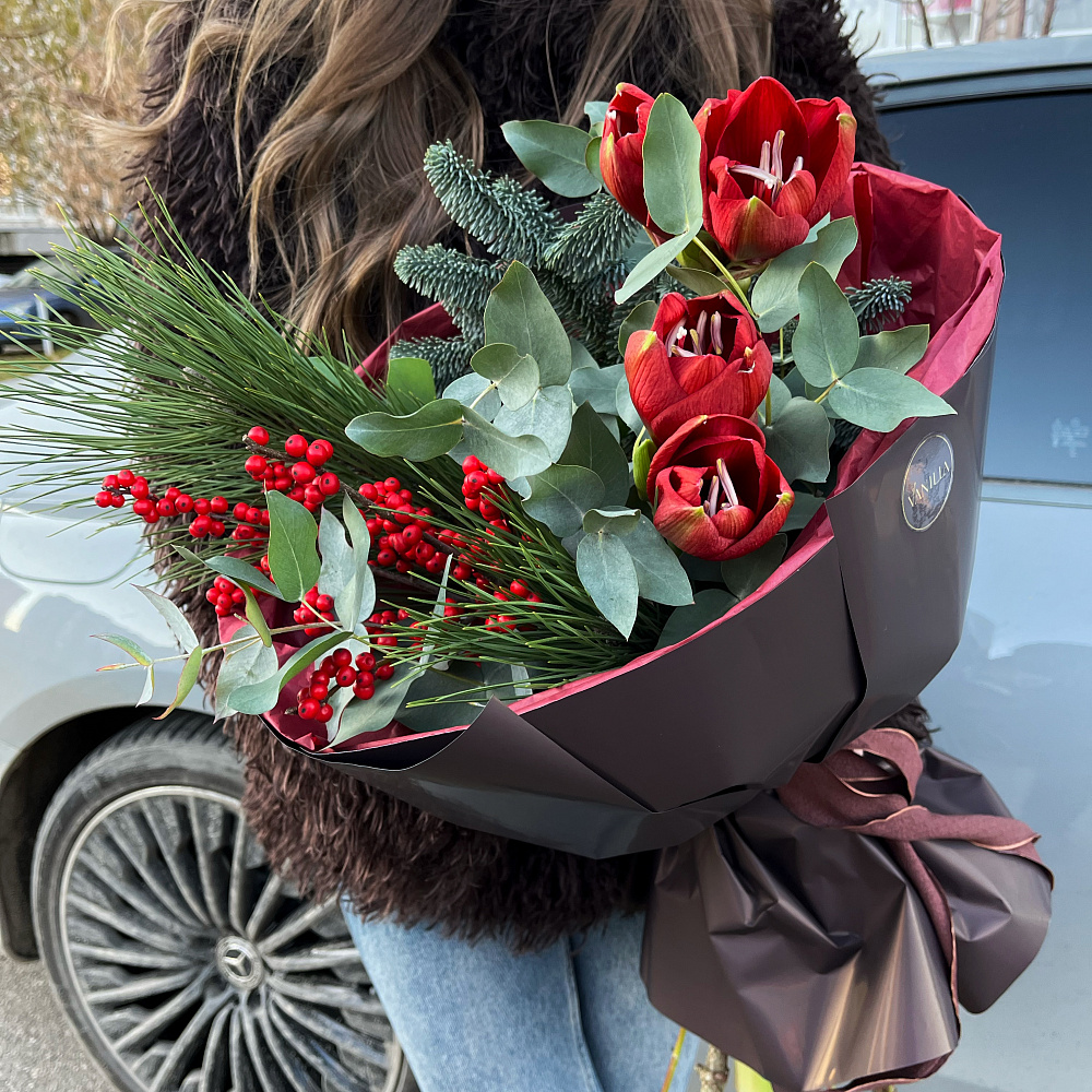 Зимний букет из хвои