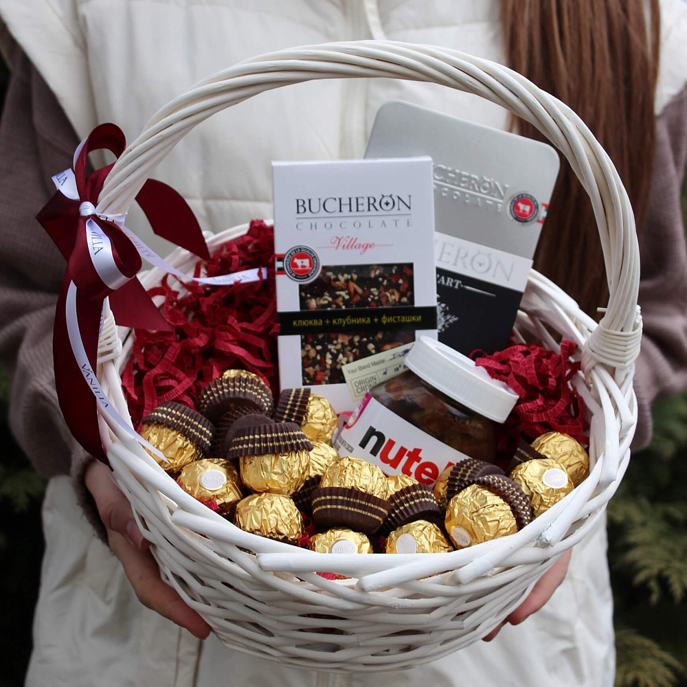Корзина сладостей "SWEET"