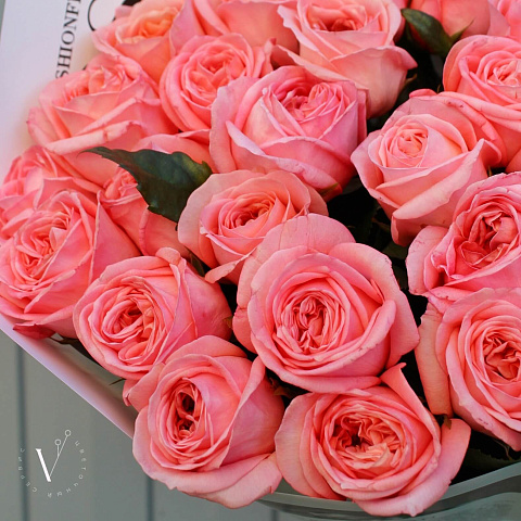 25 роз: Букет из розы Лондон Ай 25 штук