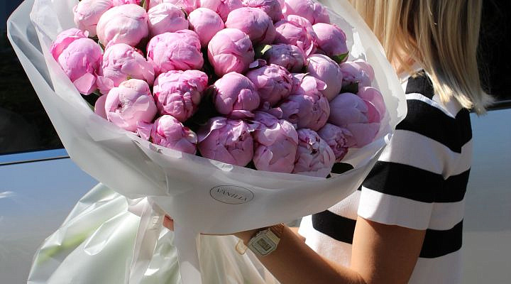 Как выбрать букет из пионов? Как сохранить купленный букет?