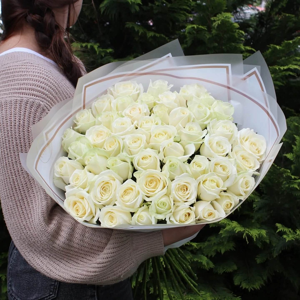 Букет из 51 розы Аваланж 60 см