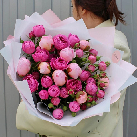 Букет с пионами и кустовой розой Expression - изображение 2