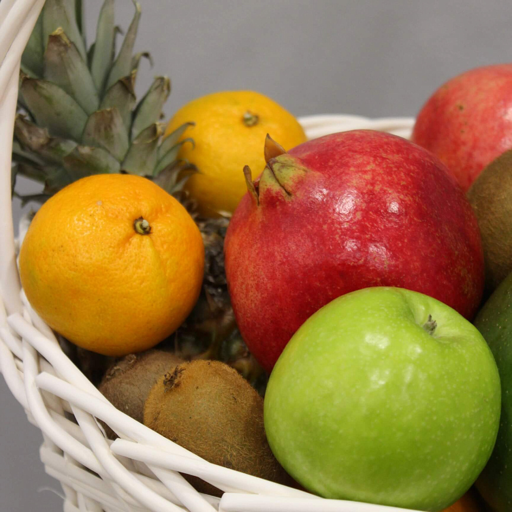 Корзина с фруктами "Дары природы"
