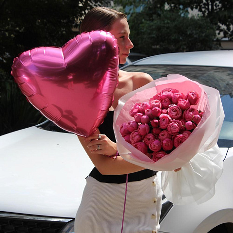 Набор с пионовидной розой и шаром - изображение 2