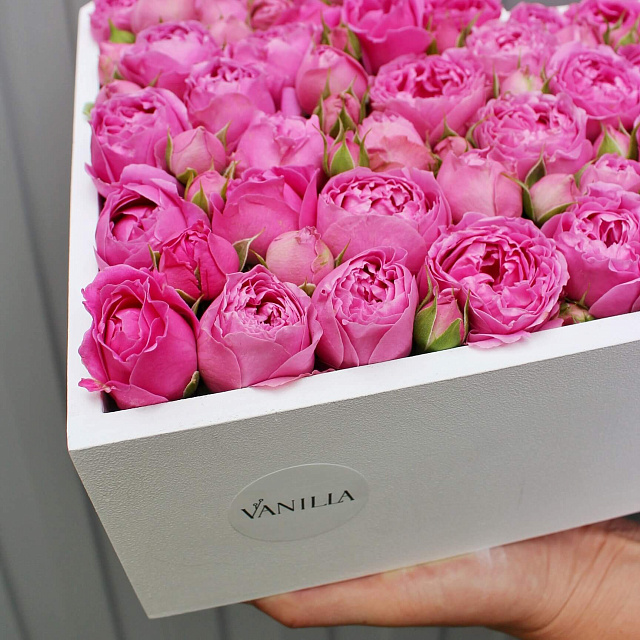 Композиции из цветов: Коробка с розой Misty Bubbles "Heart" 