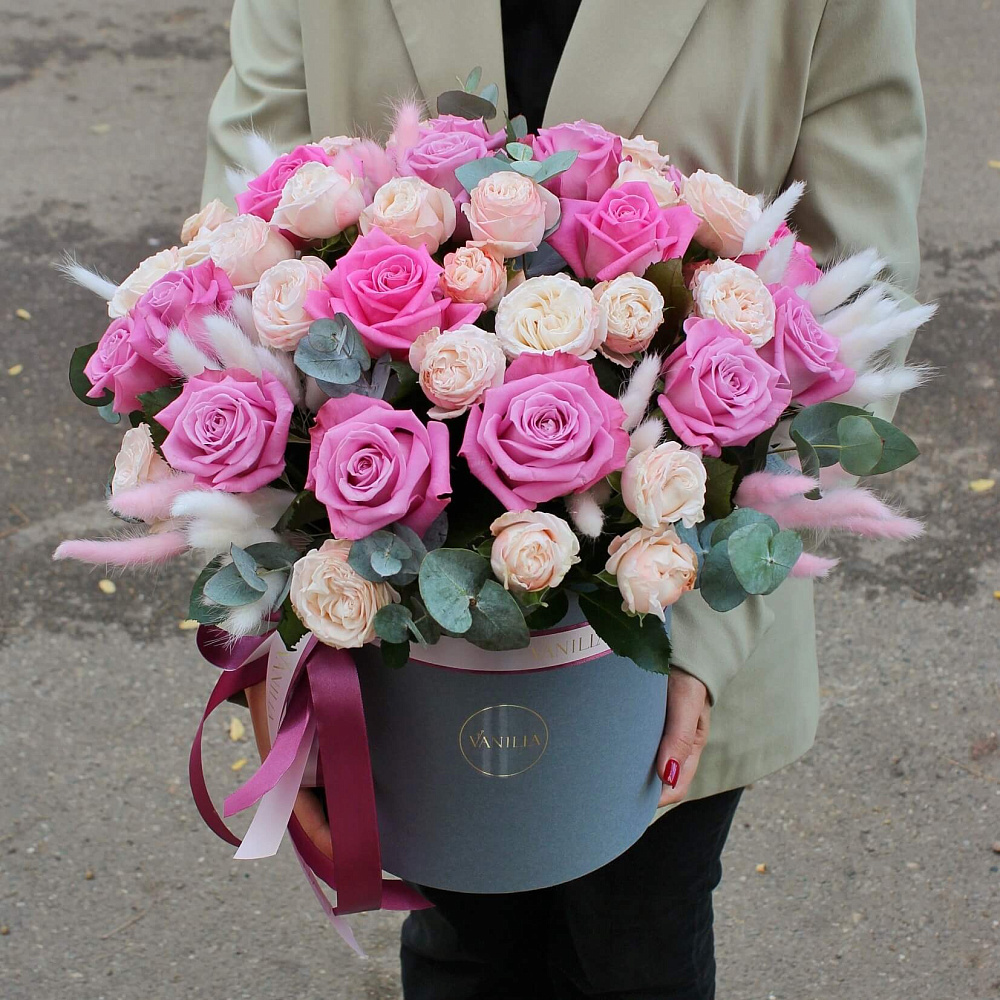 Цилиндр с цветами