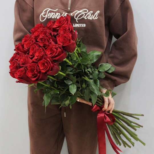 Букет из 21 розы Эксплорер 70 см под ленту - изображение 2