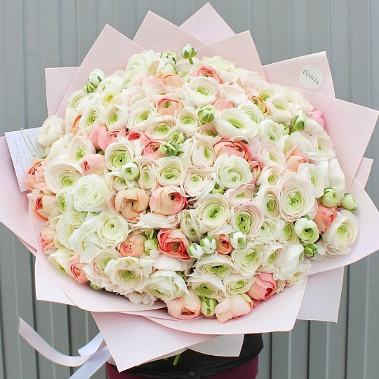 Букет из ранункулюсов "Love" - изображение 2