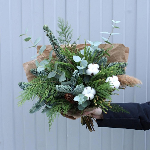 Букет их хвойных веток - изображение 2