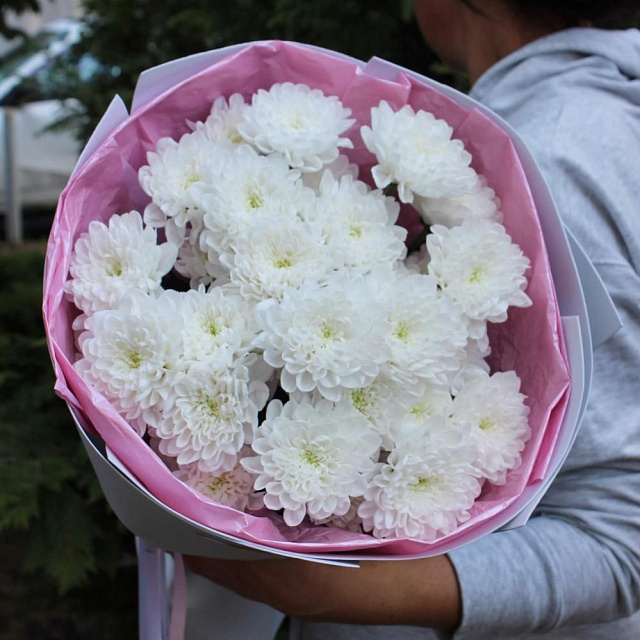 Стильный букет из хризантем - изображение 2