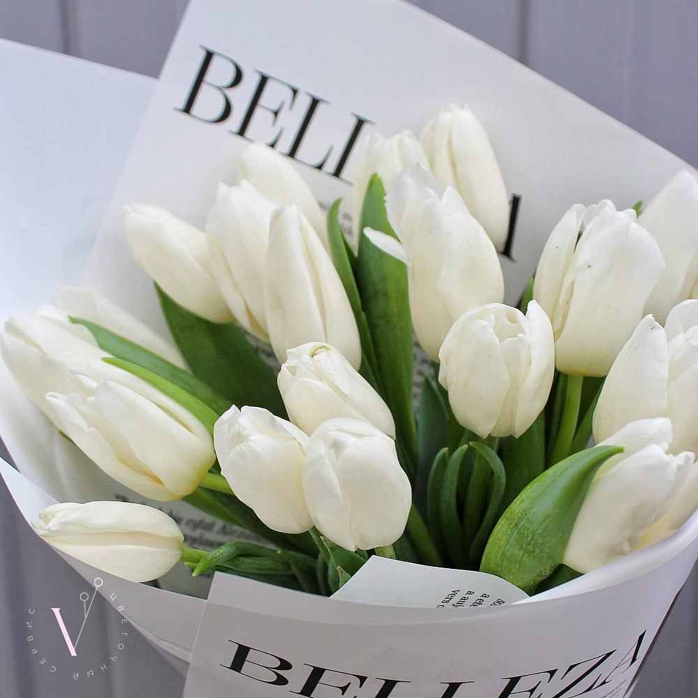 Букет из белых тюльпанов 19 шт.