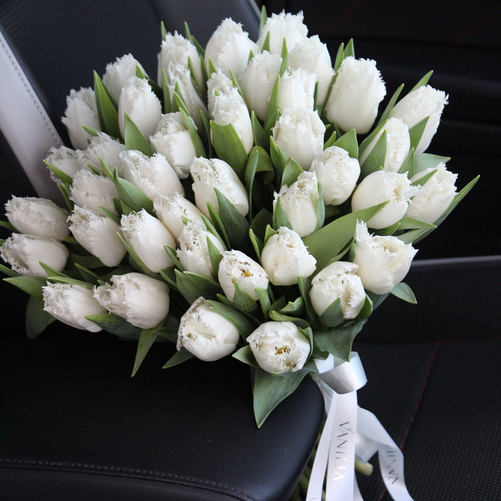 Букет из 39 махровых тюльпанов