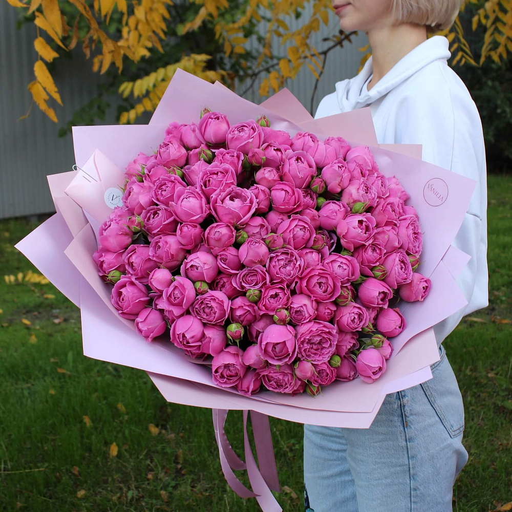 25 кустовых пионовидных роз 50 см