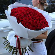 Букет из 101 розы Red Naomi 70 см